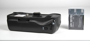 impugnatura supplementare per Pentax P10 | battery grip cosa serve | battery grip per Samsung GX10