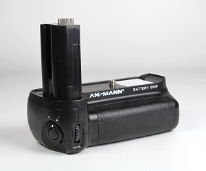 battery grip per Nikon D80 | impugnatura laterale per reflex | impugnatura per Nikon D80 a genova