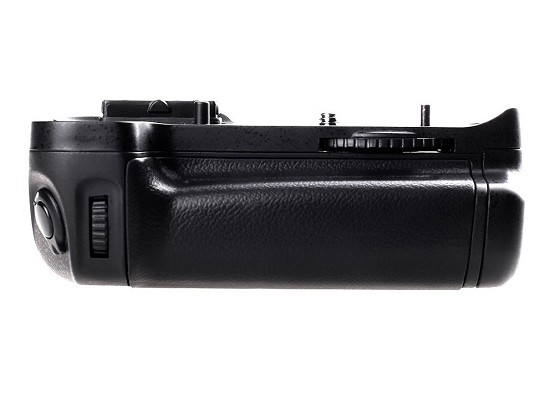 impugnatura per nikon d7000 | battery grip nikon d7000 prezzo | battery pack nikon d7000 a piacenza